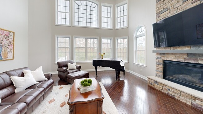 151 Mohawk Path, Holliston, MA 01746 - photo 3