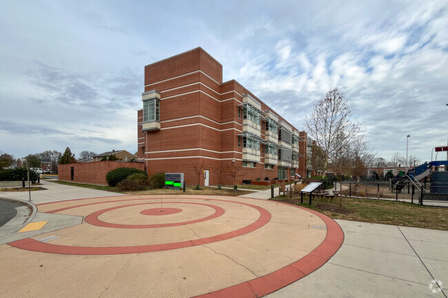 Jefferson Houston Elementary