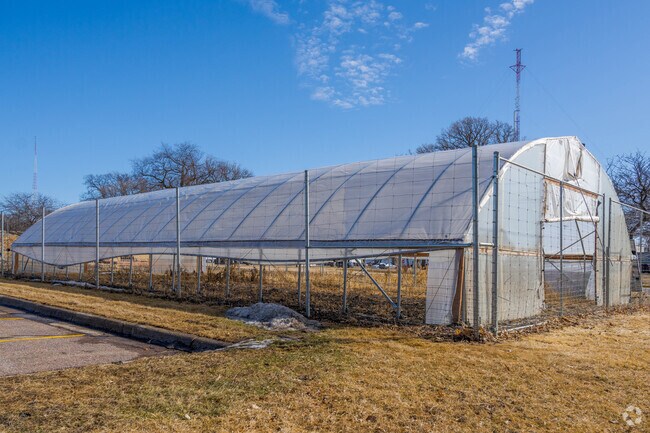 During the warmer months, North Mankato hosts, a farmers market on the campus of South Central College.