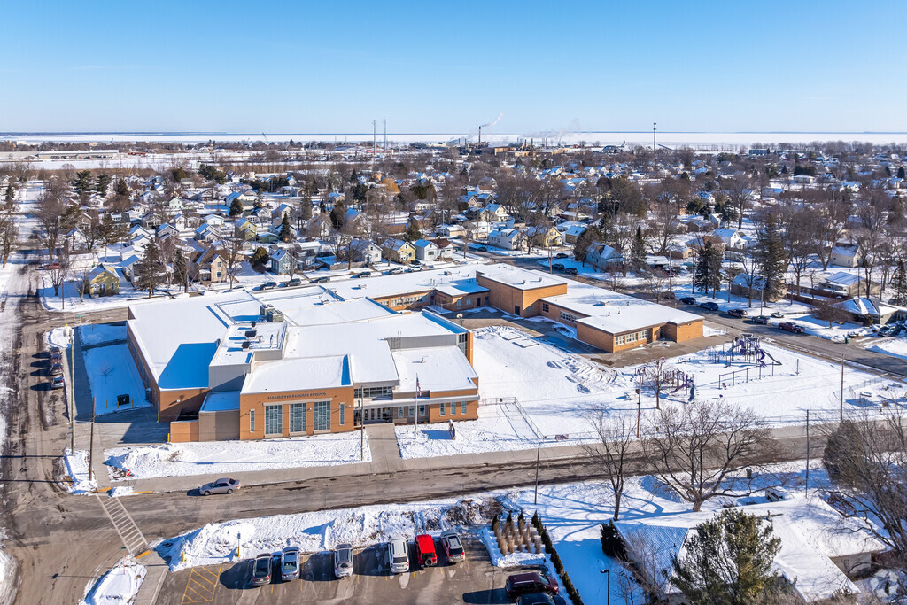 Marinette Primary School.