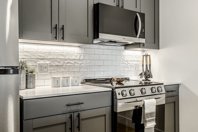 Prairie Encore, Dardenne Prairie, MO 63366 - photo 6