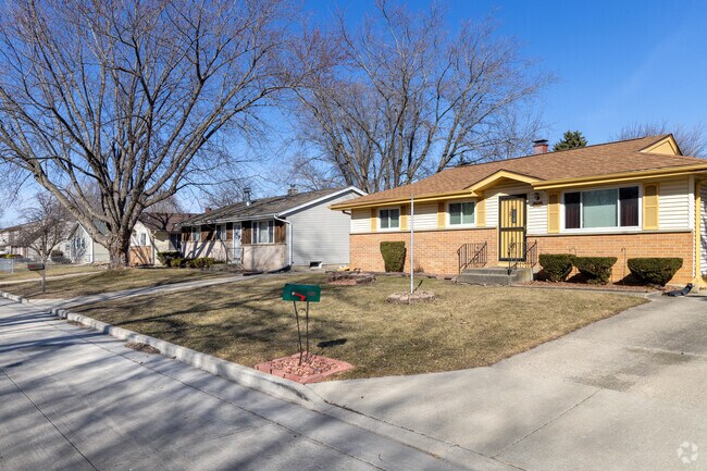 Ranch-style homes are the most commonly seen home style in Reservoir Park.