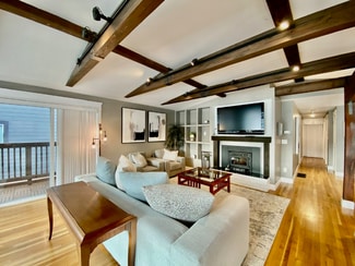 1109 NW 97th Ave, Portland, OR 97229