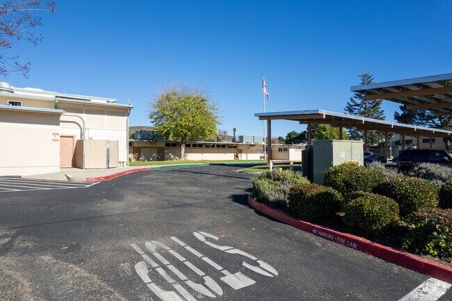 Jonata Middle School has a big campus.
