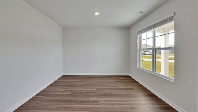 700 Running Vines Dr unit 36205874, Jacksonville, NC 28546 - photo 3