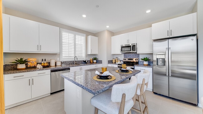 27288 Ukulele Cir, Menifee, CA 92585 - photo 2