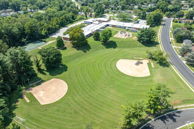 Cromwell Valley Elementary Regional Magnet School of Technology in Baltimore helps kids succeed.