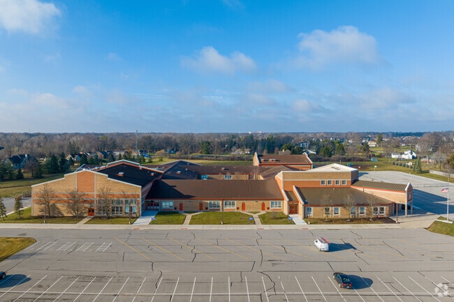 Cedarville Elementary School receives an overall Niche grade of A-.