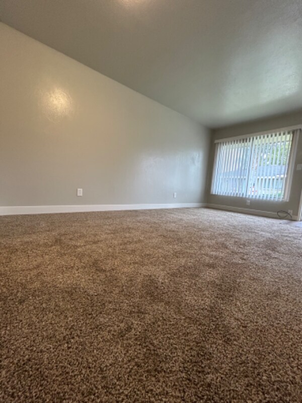 3325 E Clinton Ave unit 3325, Fresno, CA 93703 - photo 4
