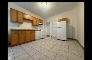 27 Forest St Unit 1, Cambridge, MA 02140