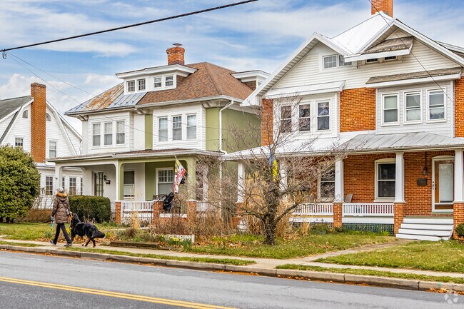 Queen Anne style homes line the streets of Selwyn Farms in Frederick.
