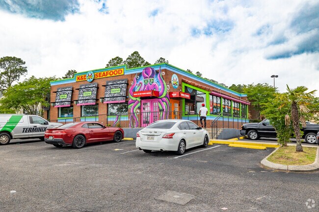 K & D Seafood has a colorful and lively exterior in Terrace Hills neighborhood.