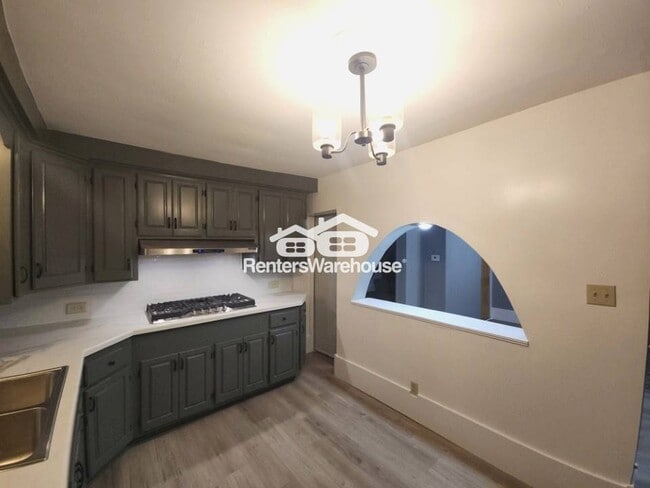 1426 Douglas St, Menomonie, WI 54751 - photo 7