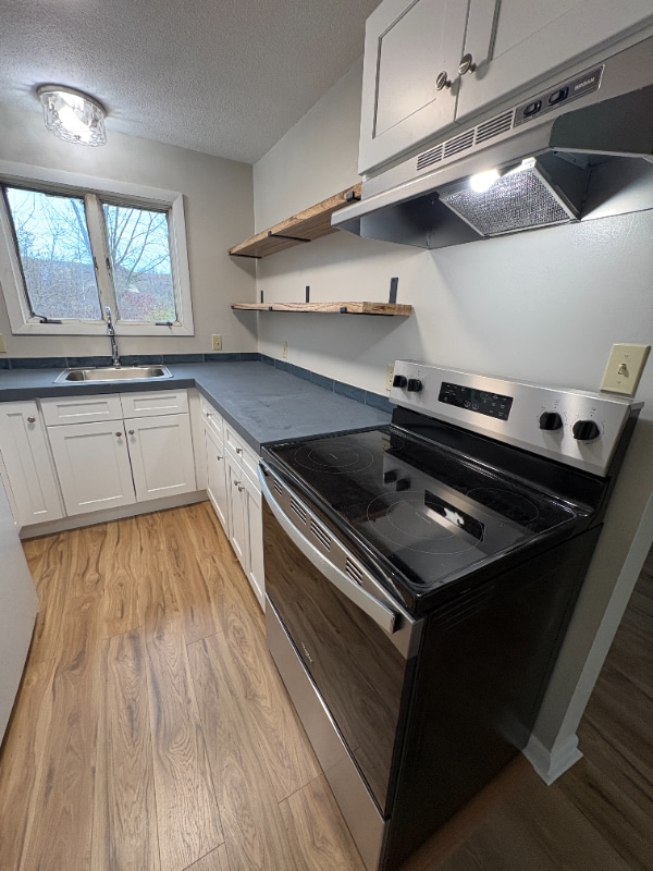 26 Hadley Rd Unit 28, Sunderland, MA 01375