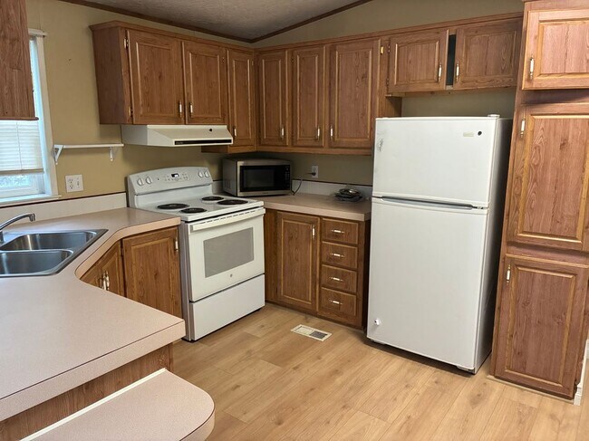 93524 Easy Ln, Coos Bay, OR 97420 - photo 6