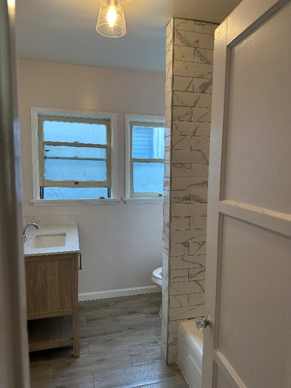 4286 Leimert Blvd unit 4286 3-4, Los Angeles, CA 90008 - photo 7