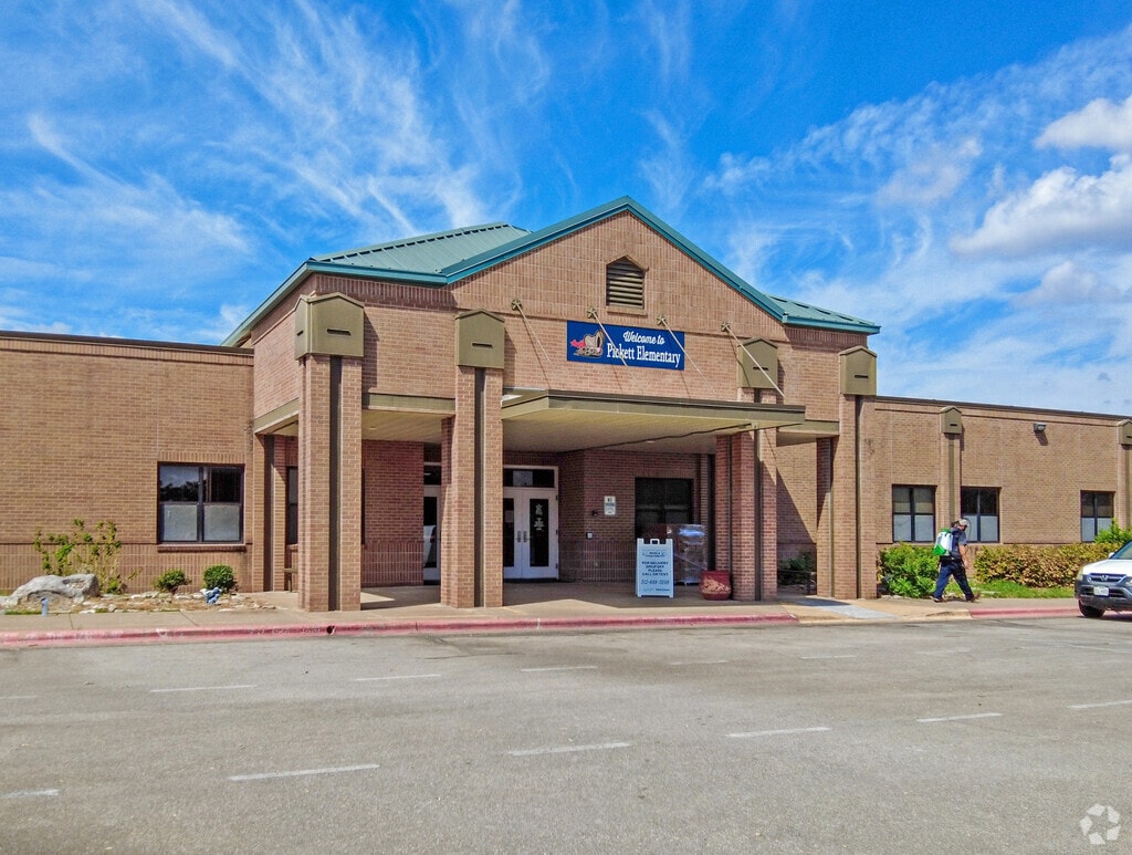 Dell Pickett Elementary School, Rankings & Reviews