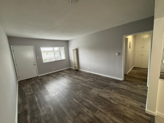 3313 Artesia Blvd, Torrance, CA 90504 - photo 4