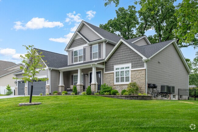 New Traditional homes are the popular style of new construction in Ellisville.