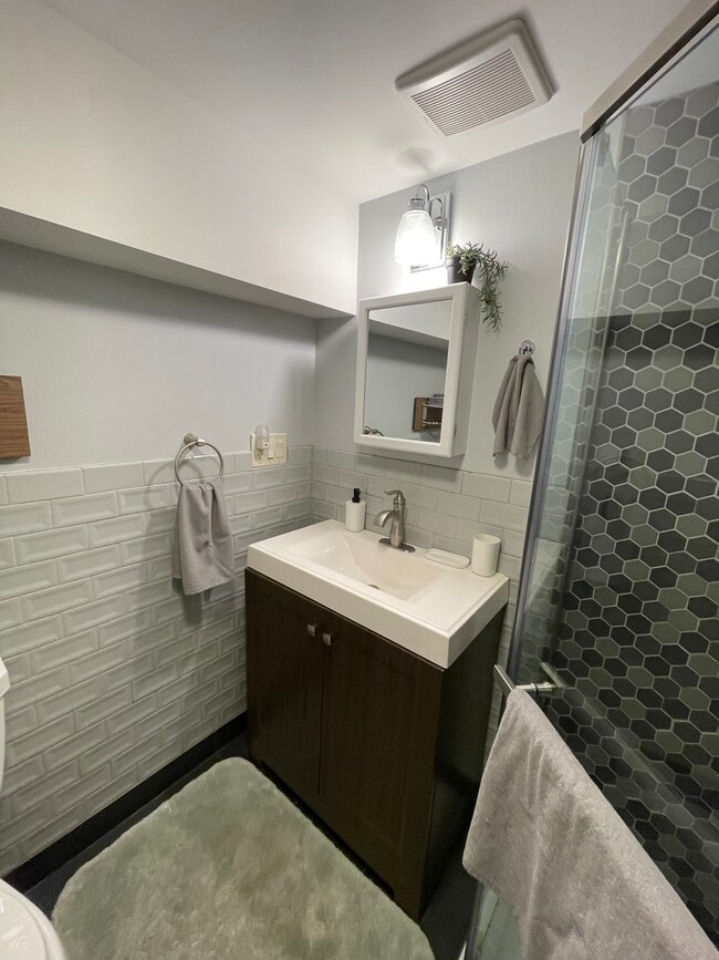 122 67th St unit Ground Floor, Brooklyn, NY 11220 - photo 5