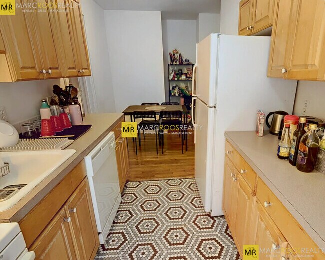 460 Park Dr unit 2, Boston, MA 02215 - photo 5