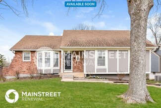 3903 SW Linden Ln, Lee's Summit, MO 64082