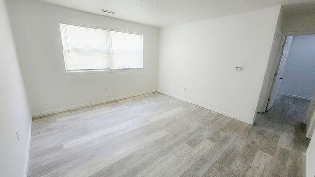 Discover Modern Comfort at Welbeck Apartments ~ Rent Special, Des Moines, IA 50310 - photo 6