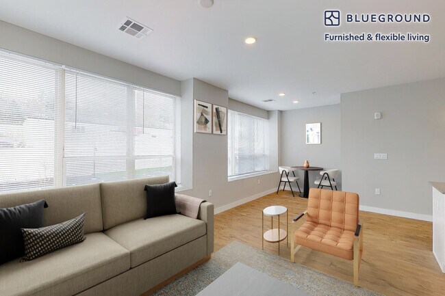 861 Broadway unit FL2-ID2924A, Saugus, MA 01906 - photo 3