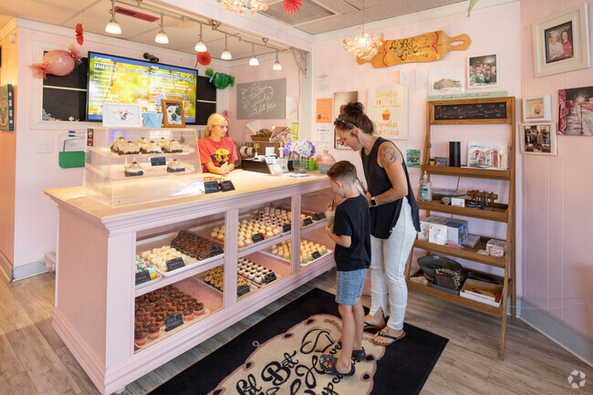 Jefferson locals love to pick up a treat at Lil Bit of Heaven Cupcakes.