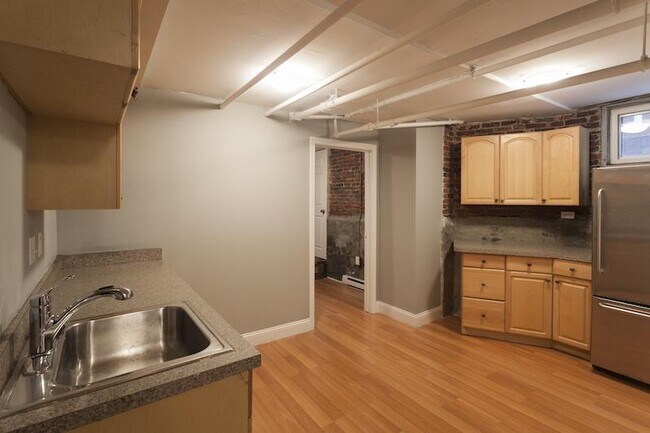 38 Cherry St unit 1, Somerville, MA 02144 - photo 3