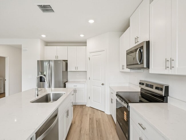 260 Lazy Shore Dr, Nokomis, FL 34275 - photo 3