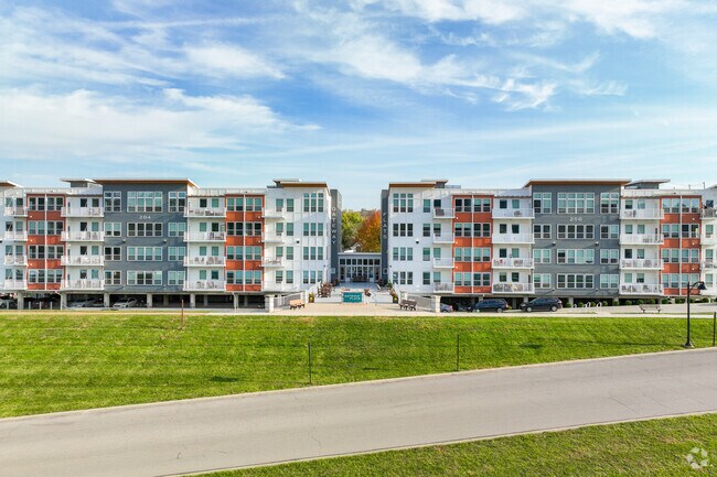 Some new developments are also available for future residents of Outer Campbell neighborhood.