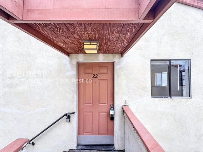 2520 Walters Way unit 22, Concord, CA 94520 - photo 2