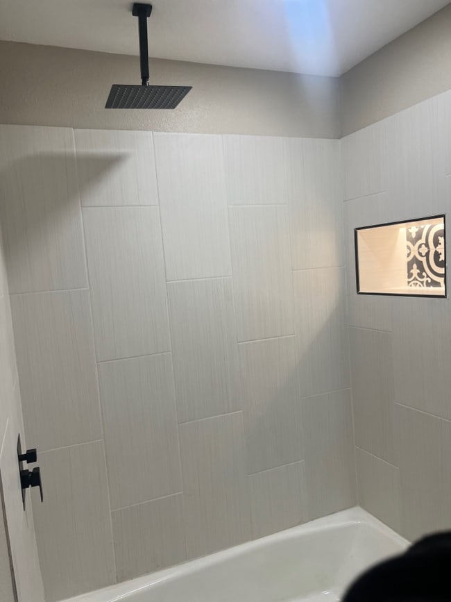 1331 N Cloverleaf Place unit A, Porterville, CA 93257 - photo 4