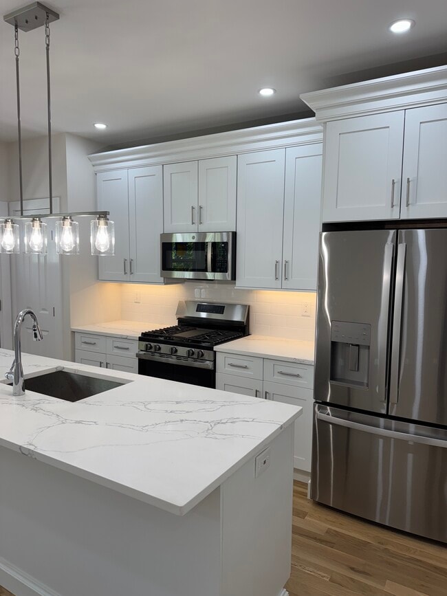 231 Sixth Ave unit 1, Pelham, NY 10803 - photo 3