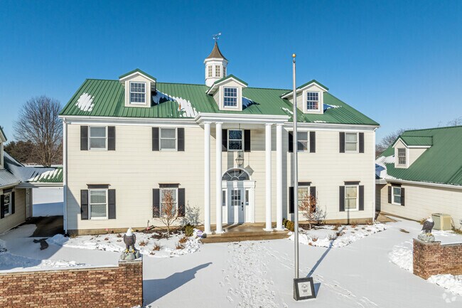 The Black Squirrel Golf Club has indoor activities during winter months.