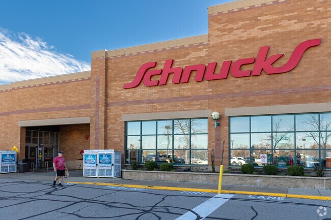 Grover residents can find their groceries at Schnucks in Wildwood.