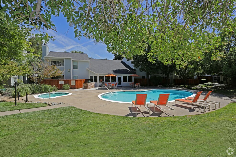 Creekside Colony, Citrus Heights, CA 95610 - photo 1