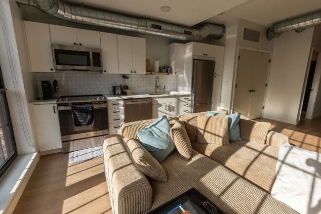 Mulberry Lofts, Pittsburgh, PA 15201 - photo 2