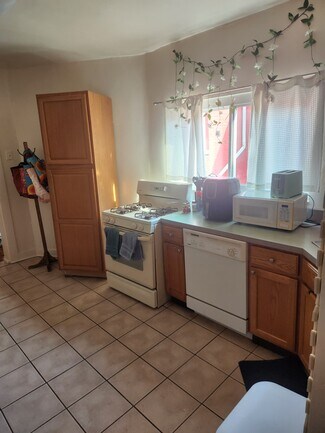 134 S 25th St Unit 2nd floor, Pittsburgh, PA 15203