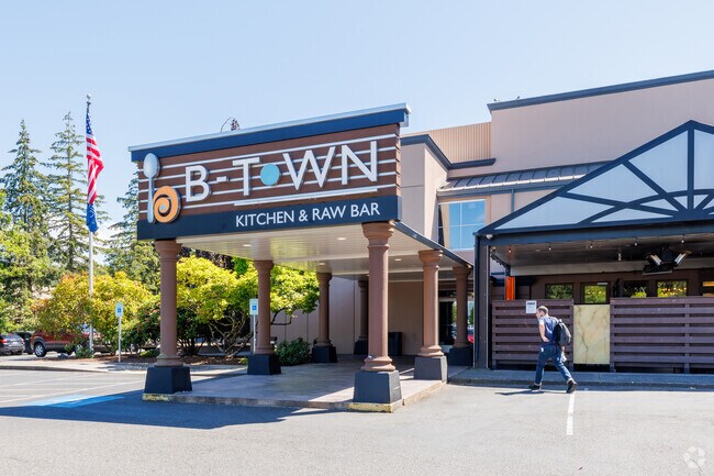 B-Town Kitchen and Raw Bar serves up great food and a fun atmosphere for Puget residents.