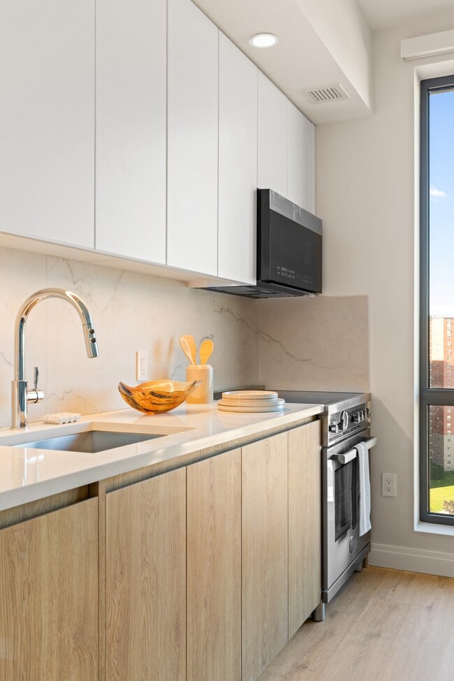 115K Kitchen Finishes