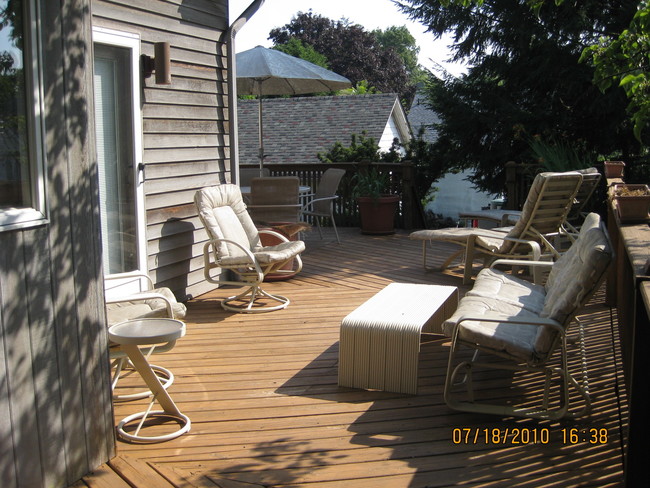 Large Side Deck