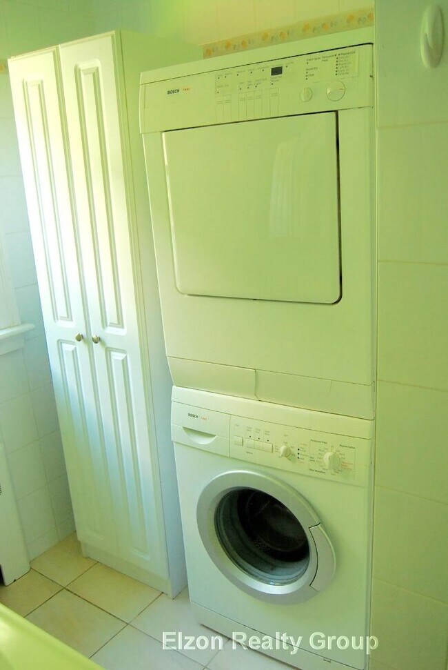 95 Undine Rd unit 95, Boston, MA 02135 - photo 4