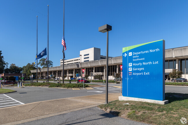 Norfolk International Airport borders Elmhurst to the north.
