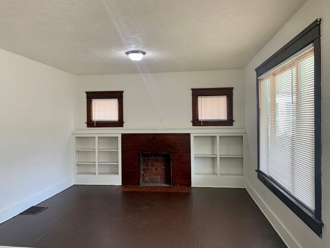 201 Broad Ave NW, Canton, OH 44708 - photo 3