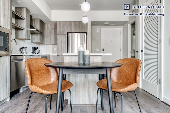 1122 N Hudson St unit FL5-ID651, Arlington, VA 22201 - photo 6