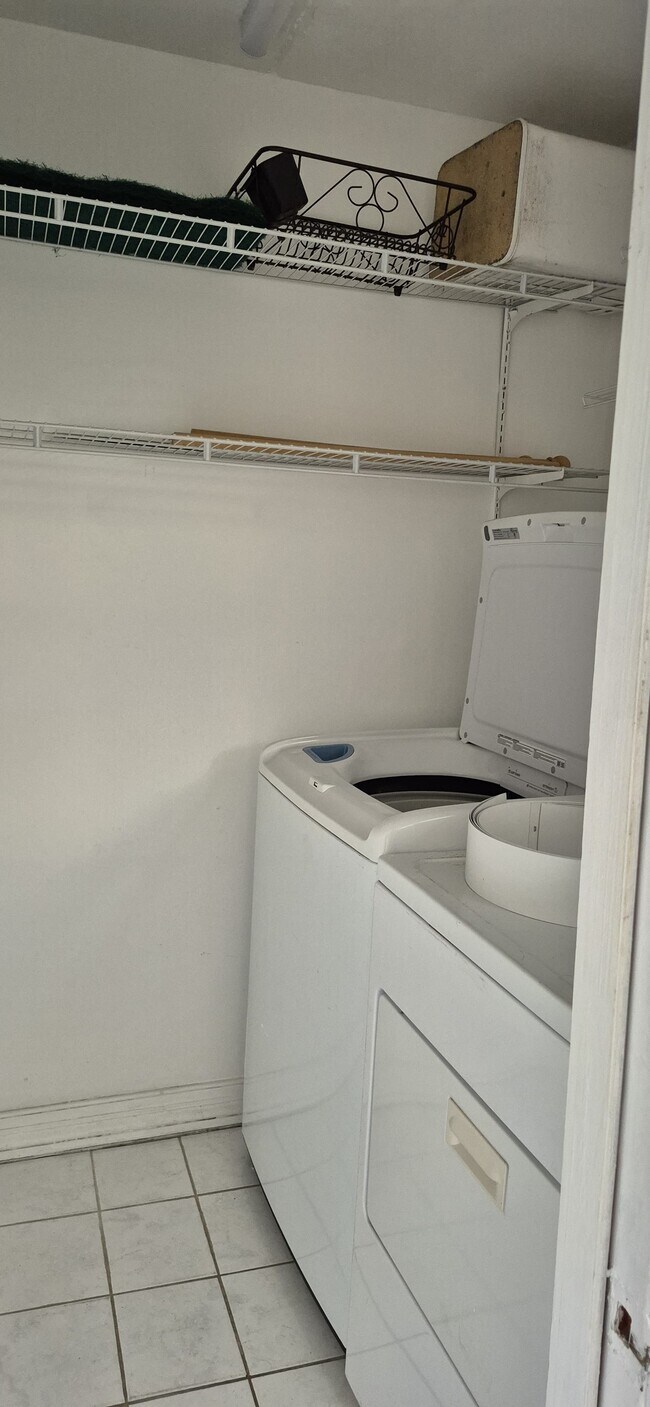 2100 Springdale Blvd unit 112, Palm Springs, FL 33461 - photo 3