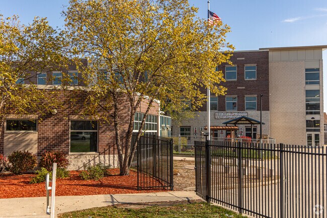 Browning School is a great school in the middle of Milwaukee.