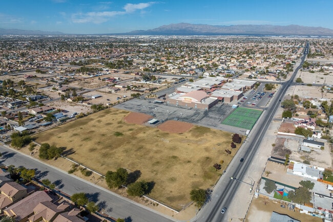 Keller Duane D Middle School is situated in the North part of Las Vegas.